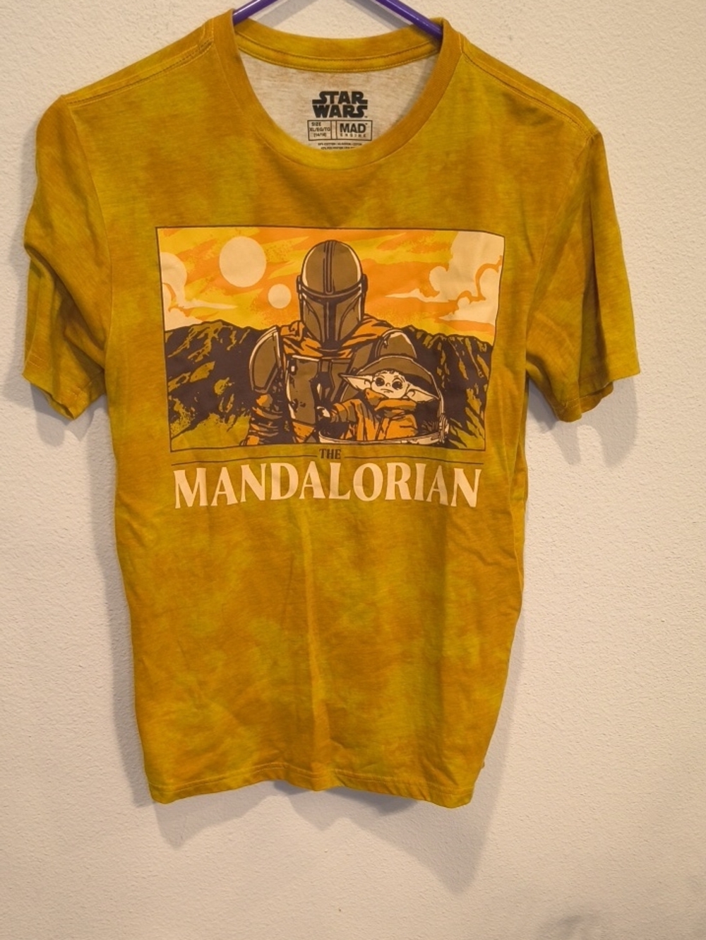 Star Wars Mandalorian Graphic Tee in Mustard Yellow Kids XL 14-16